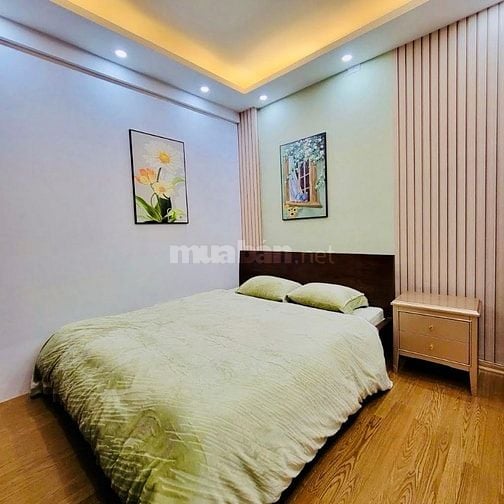 Bán căn CC siêu đẹp và hiếm Cầu Giấy, ô tô vào tận cửa 44m2 giá nhỉnh 