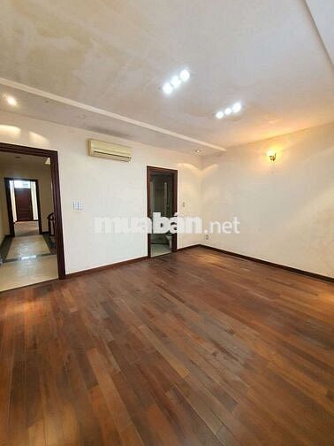 Mặt tiền Lê Thị Hồng 5x20, hầm 3 lầu ,5pn 6wc , thích hợp làm VPCT