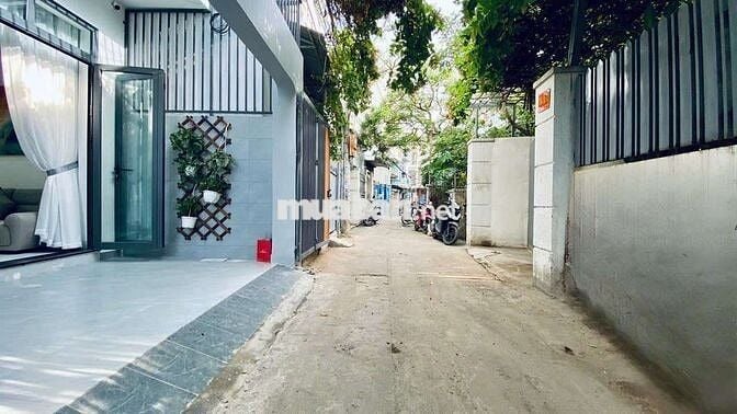 Bán Nhà mới hoàn thiện gần Siêu Thị Coopmart- Phước Hải- Nha Trang