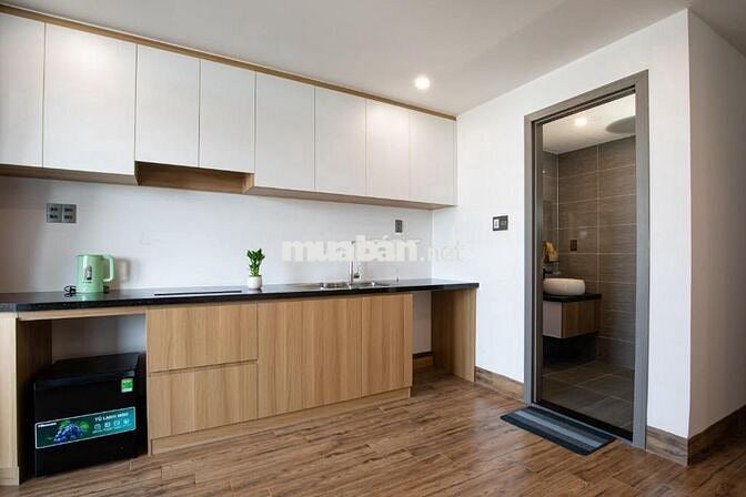 Căn hộ 1PN, 5,9tr, 40m2 ban công lớn ngay Ung Văn Khiêm, Bình Thạnh