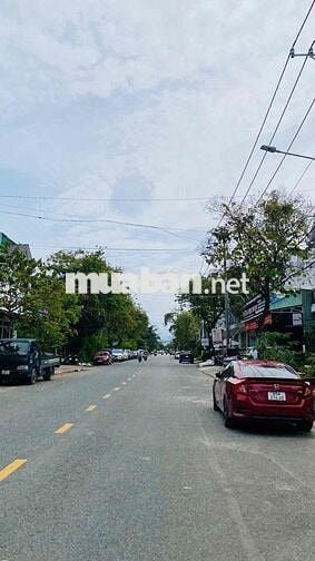 Cho thuê nhà mới xây mặt tiền đường Nguyễn Tri Phường gần ĐH Y Dược