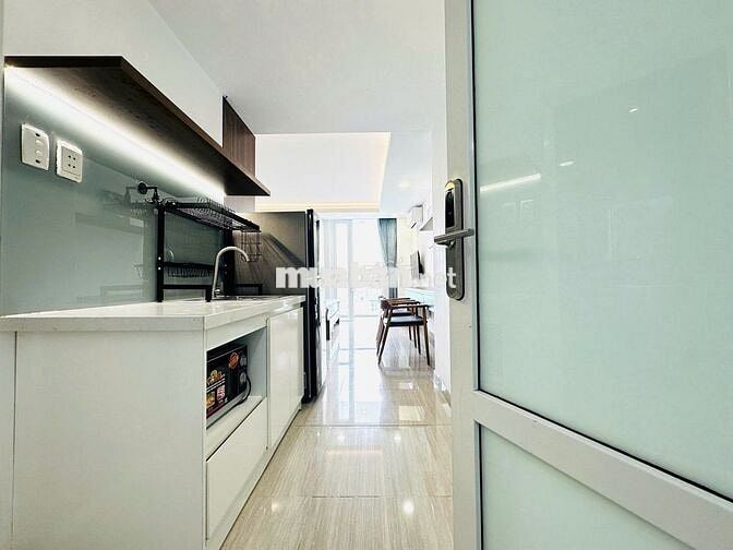 NHÀ làm căn hộ dịch vụ full nội thất full khách