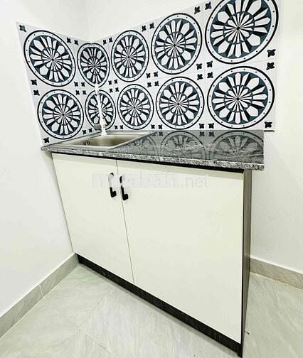 PHÒNG CÓ GÁC MỚI XÂY GIÁ RẺ 3TR8 NGAY NGÃ TƯ HÀNG XANH - BÙI ĐÌNH TUÝ