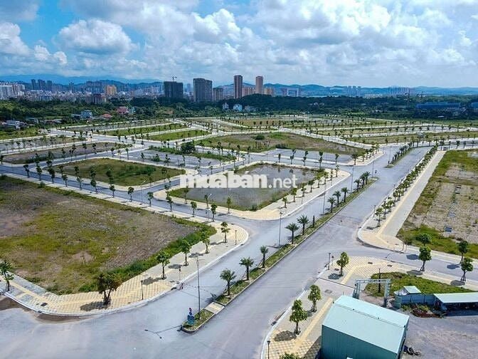 Đất nền đẹp ngay KCN 200ha - gần vành đai 3 giá 26tr/m2 full thổ