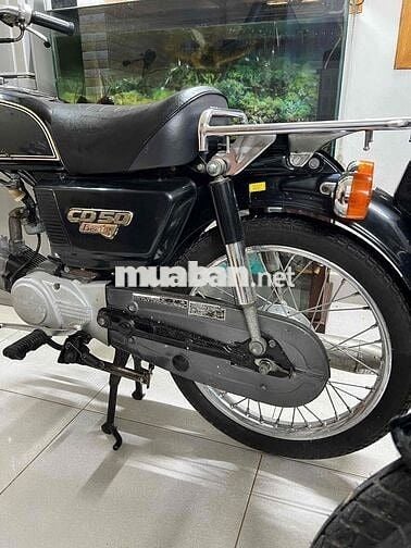 Honda CD50 màu Đen