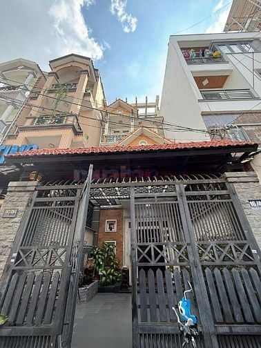 Bán nhà 3 tầng 107/49/4 Đường 11 Gò Vấp – 400m² sàn, 12 tỷ chính chủ !