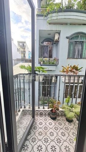 Bán nhà khu vực đ.Tô Hiến Thành P.10 Q.10 giá siêu tốt 1tỷ 690tr/ 58m2