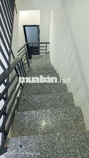 Nhà Quận 6 giá rẻ ạ đường Bà Hom 35m2 dưới 3 tỷ thôi