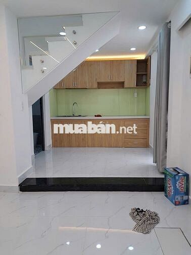 Nhà Trung Tâm Gò Vấp chưa tới 3 tỷ , đẹp mới vào ở ngay! DT 24m2 SHR .