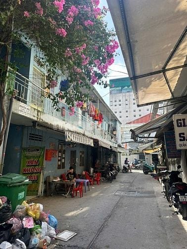 Chính chủ cần bán dãy phòng trọ góc mặt tiền 2 hẻm, Huỳnh Tấn Phát