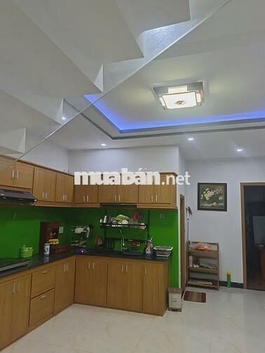 Bán Nhà 2 Tầng Mặt tiền Tô Hiệu DT 133m2, gần Tôn Đức Thắng.