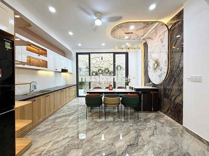 nhà phố đẹp ngay đại lộ phạm văn đồng sát bv 175, sân bay tsn giá 10,5