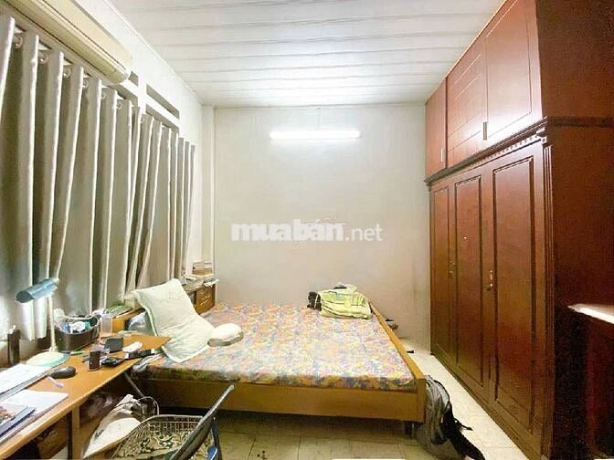 NHÀ 2 MẶT HXH ,GẦN PHẠM VĂN ĐỒNG 8M ,NGANG 4,7 , 72 M2,  GIÁ 8,5 TỶ