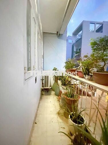 NHÀ 2 MẶT HXH ,GẦN PHẠM VĂN ĐỒNG 8M ,NGANG 4,7 , 72 M2,  GIÁ 8,5 TỶ