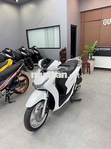 SH125 CBS 2020 Trắng keng đẹp hồ sơ sẵn