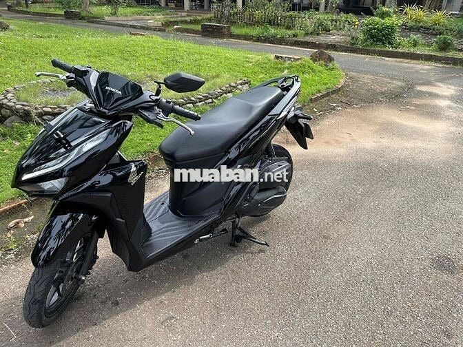 ban vario 2022 moi keng. gop