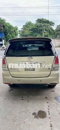 Toyota Innova 2009 G - 139000 km