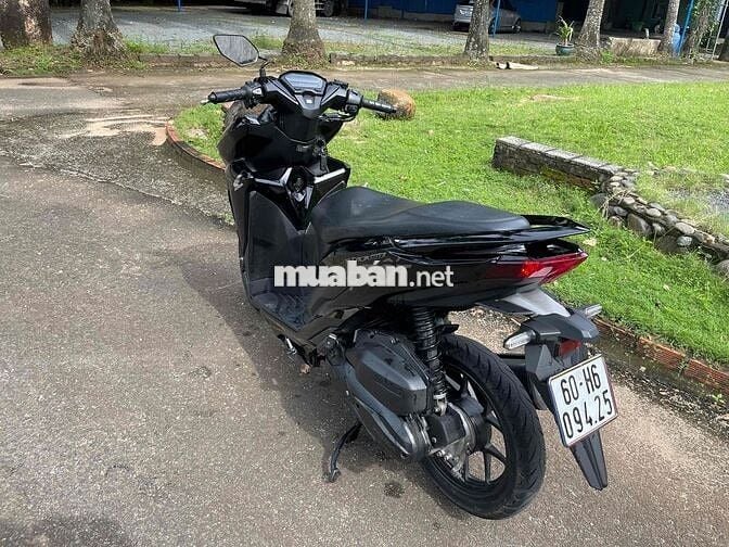 ban vario 2022 moi keng. gop