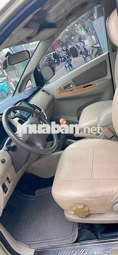 Toyota Innova 2009 G - 139000 km