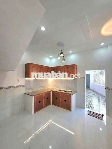 Nhà tân kim giá rẻ sổ Hồng Sẵn