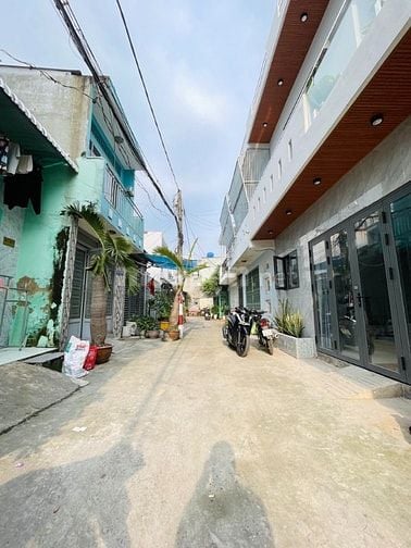 Nhà Công Viên Làng Hoa Gò Vấp Ngang Hiếm 6m Hẻm 4m 42m2 Nhỉnh 4 Tỷ