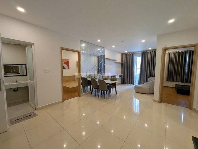 Chung cư Thoại Ngọc Hầu, TP: 3p ngủ, 115m2, ban công, 10tr8/tháng