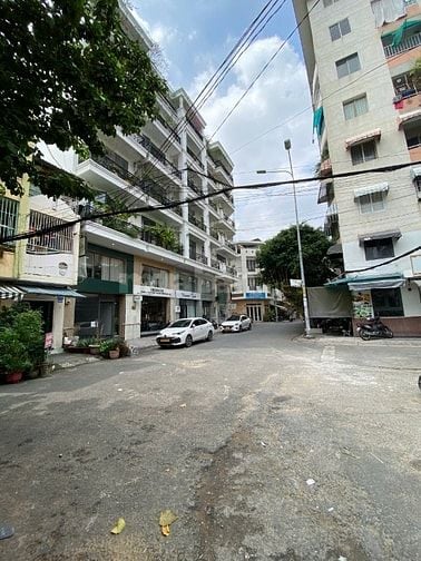 CHDV 84m2 5 Tầng 8 PN Có Thang Máy Nguyễn Công Hoan Giá 13 Tỷ 600