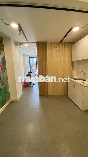 Nhà Mặt Tiền Đường Bạch Mã Tiện Ở + VP Công Ty