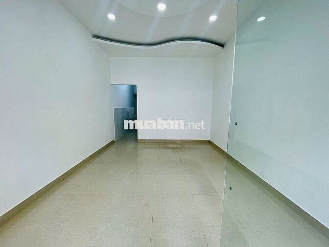 🔶 Ngay Hai Bà Trưng Q1 – Nhà Đẹp 2 Tầng – 4x20m – Kinh Doanh Tự Do