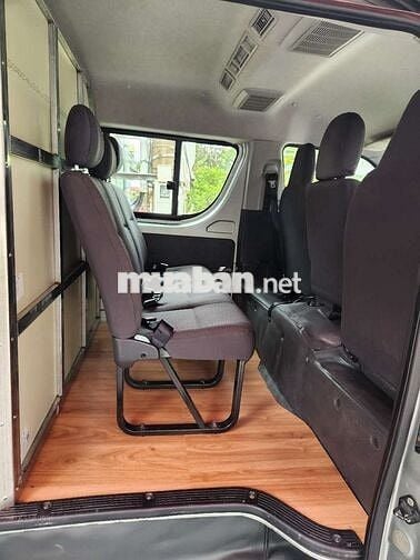 Tải Van Toyota Hiace 2011  6N/810kg- mơi 46000 km