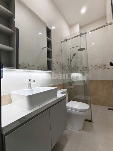 Cần bán Đất Nhà mặt tiền đường container - Vị trí trung tâm siêu đẹp