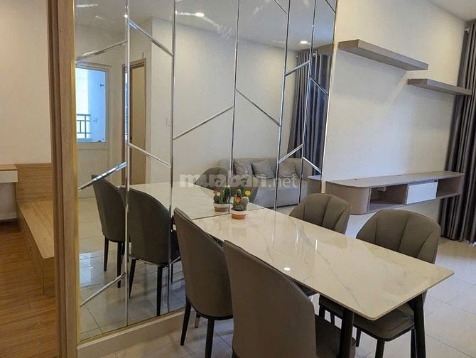 Chung cư Thoại Ngọc Hầu, TP: 3p ngủ, 115m2, ban công, 10tr8/tháng