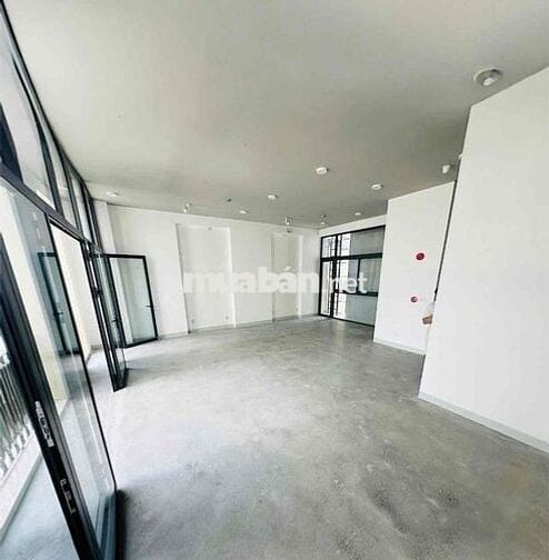 CHO THUÊ NHÀ 433D SƯ VẠN HẠNH QUẬN 10 - 5 TẦNG TRỐNG SUỐT FULL ỐP KINH