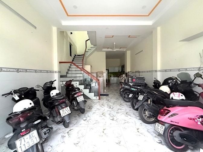 CHDV full phòng - dòng tiền hơn 6%/năm - 5 tầng BTCT - Nguyễn Thị Thập