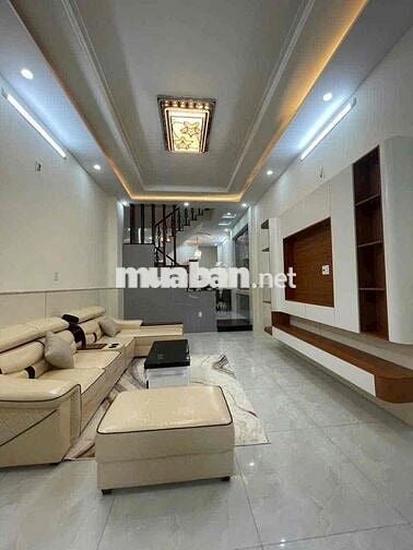 nhà 4x16m 4 tầng 4pn 5wc sân thượng, hẻm he hơi thông đường Bình Thành