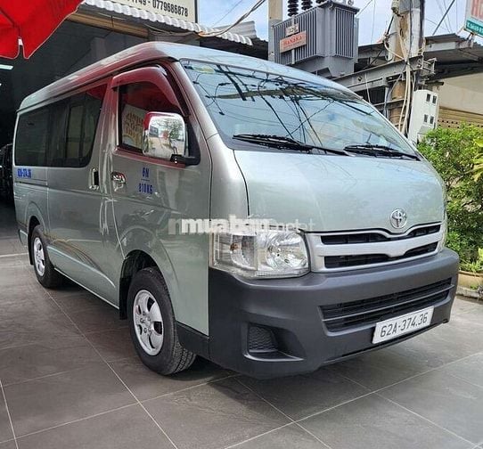 Tải Van Toyota Hiace 2011  6N/810kg- mơi 46000 km