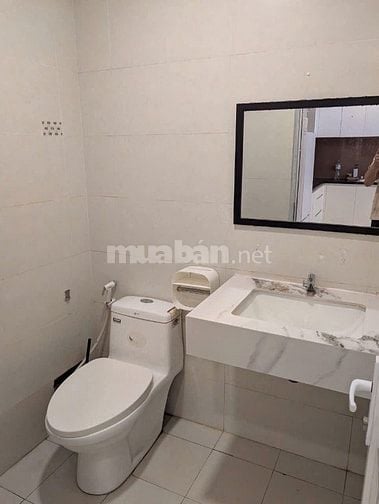 Chung cư Thoại Ngọc Hầu, TP: 3p ngủ, 115m2, ban công, 10tr8/tháng