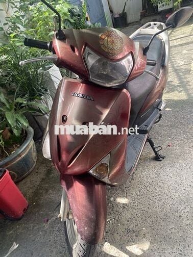 Xe tay ga dành cho người lao động .