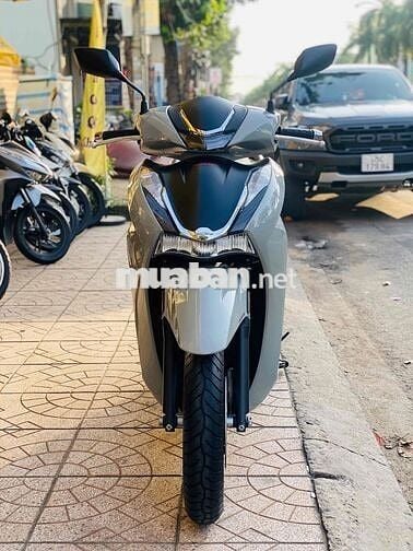 SH 350 2022 xám xi măng chuẩn 11k km giá tốt✅