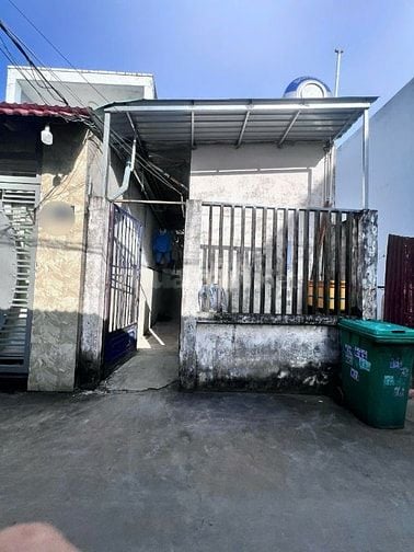 CẦN TIỀN BÁN DÃY TRỌ  CHO THU NHẬP TỐT - GIÁ CHỈ 4.2 TỶ