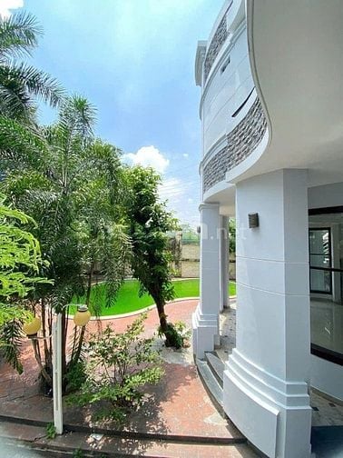 Cho thuê biệt thự đường võ nguyên giáp, phước long a, q9, tp thủ đức