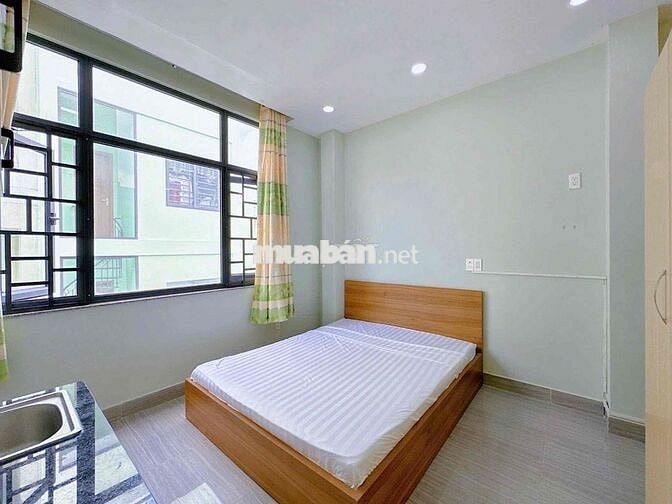 PHÒNG STUDIO BAN CÔNG THOÁNG 25M2 - NGAY CMT8 Q10 GẦN CHỢ HOÀ HƯNG