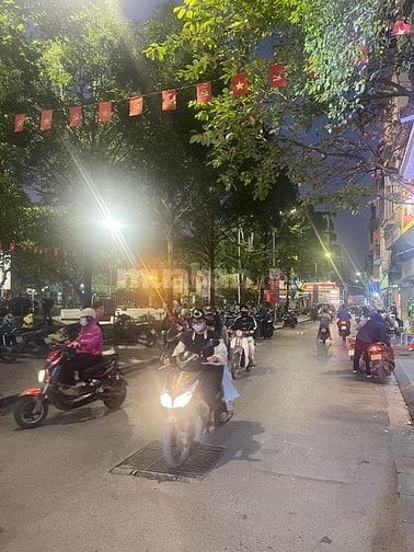 Bán nhà gấp Lương Khánh Thiện Tân Mai, ngõ ô tô thông, Dt 60M2, 5T.