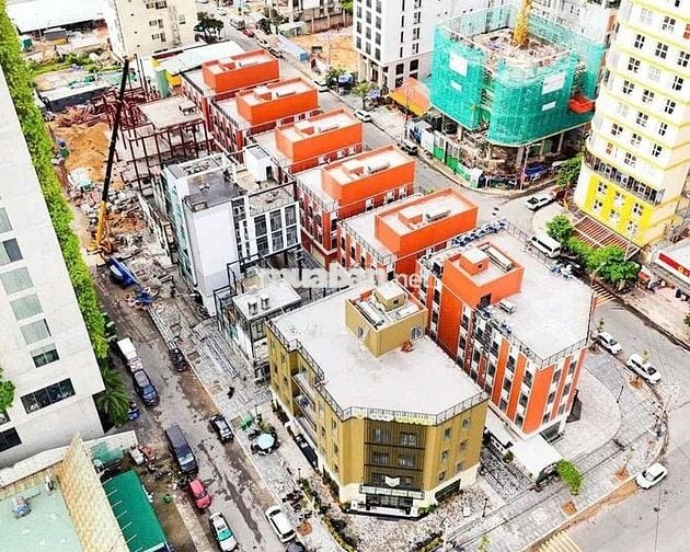 CHO THUÊ NHÀ 4 TẦNG MT ĐƯỜNG TRẦN BẠCH ĐẰNG - ĐỖ BÁ ,   -VỊ TRÍ GẦN CH