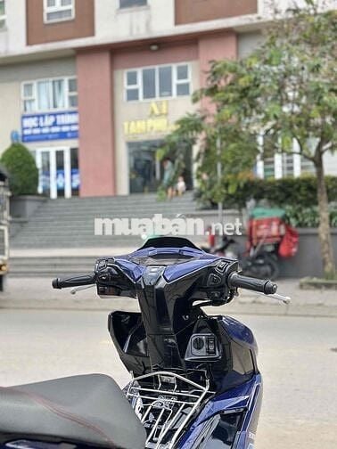 Honda Airblade 4val 2022 Xanh 9779 km