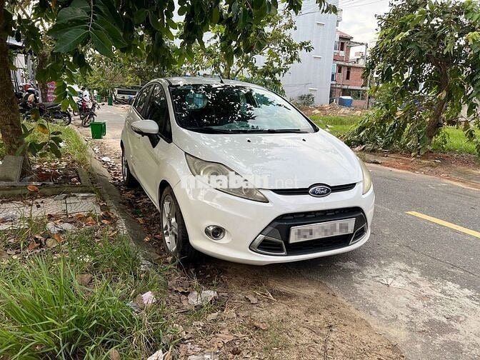 Ford Fiesta Sport 2013 Trắng sữa 95.000 km
