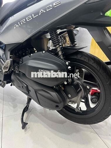 Honda Air Blade 125 Bạc đen