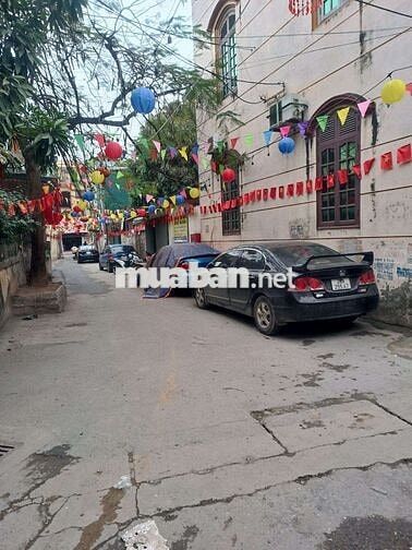 NHÀ ĐẸP TÂY MỖ - LÔ GÓC - Ô TÔ ĐỖ GẦN - 36m² - Chỉ 7.x Tỷ