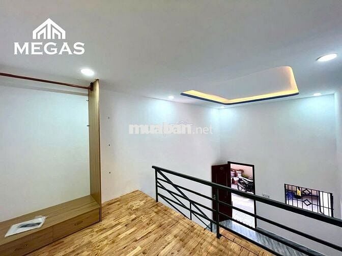 Phòng mới đầy đủ nội thất, ngay bến xe ngã tư ga giá 3tr/tháng