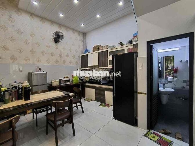 Giảm mạnh 700tr - Hẻm 5m - 4 tầng - 52m2 - Quang Trung - Chỉ 6 tỷ